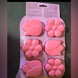Pink Flower, Tulip Silicone Mold & red circles
